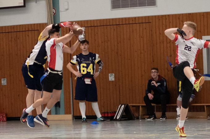 flag-football-lizzards-hornets-u16-flagliga-mitte-winter-2019-03-66.jpg