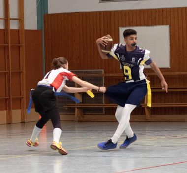 flag-football-lizzards-hornets-u16-flagliga-mitte-winter-2019-03-18.jpg